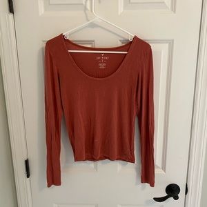 AE cropped soft and sexy long sleeve shirt
